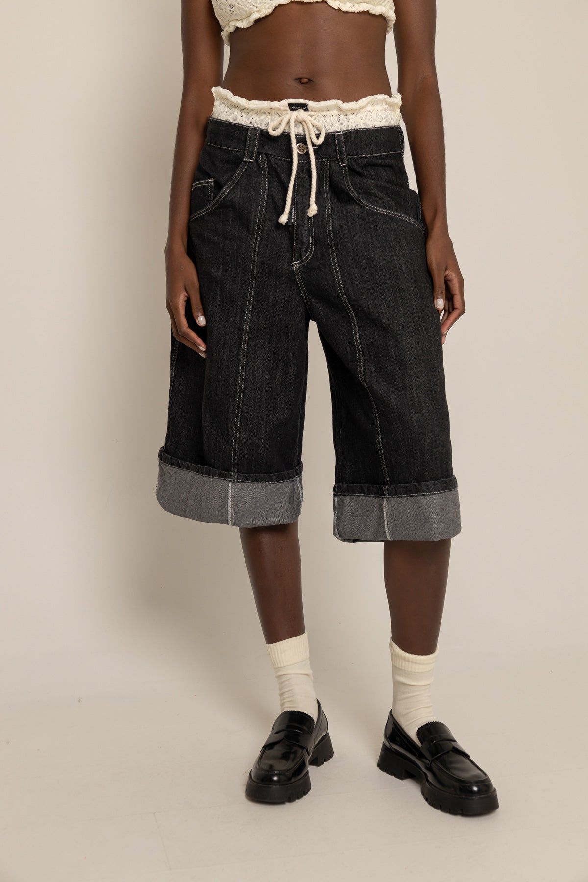 SEVEN POCKETS FADED JORTS