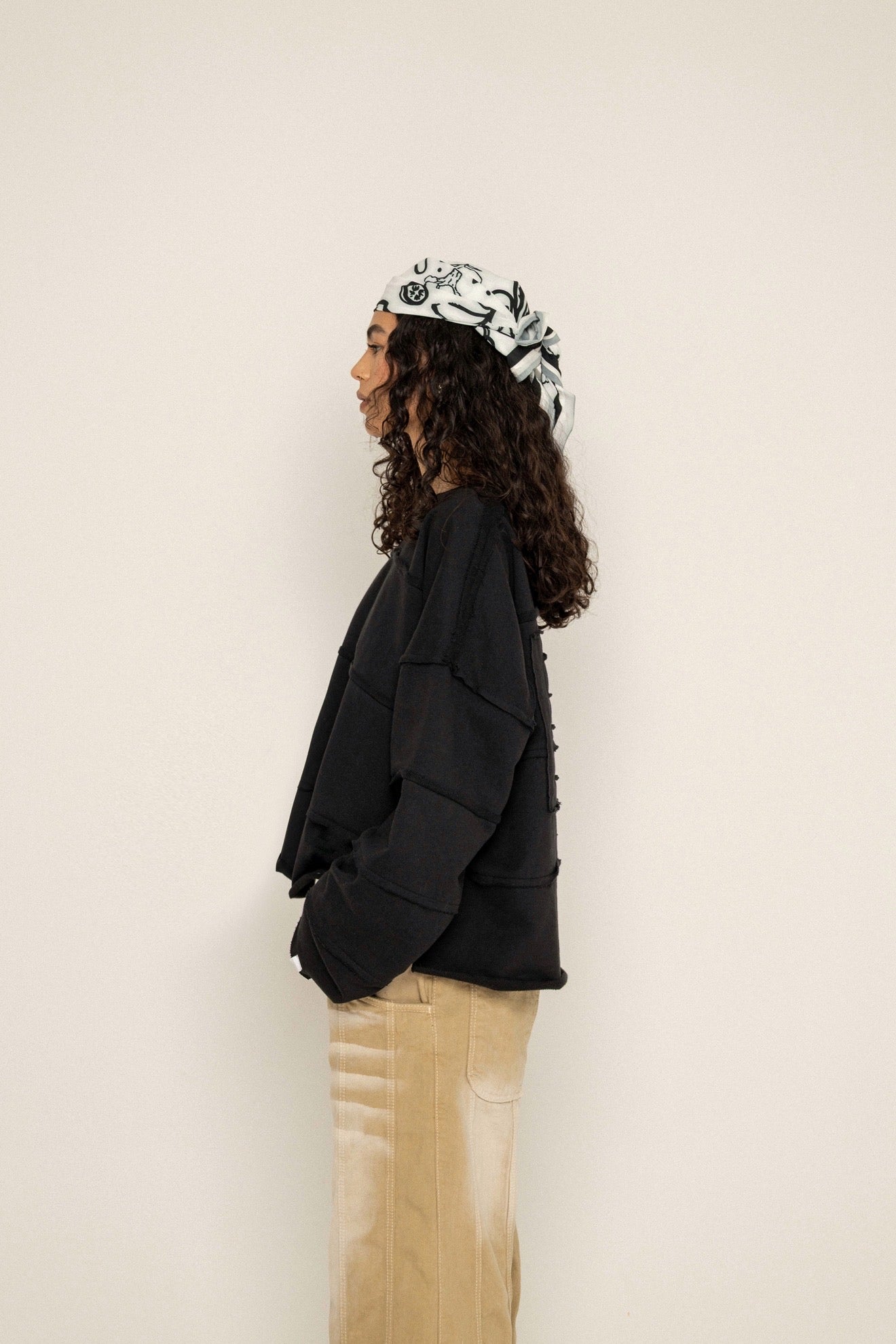 LA CUADRA CREWNECK