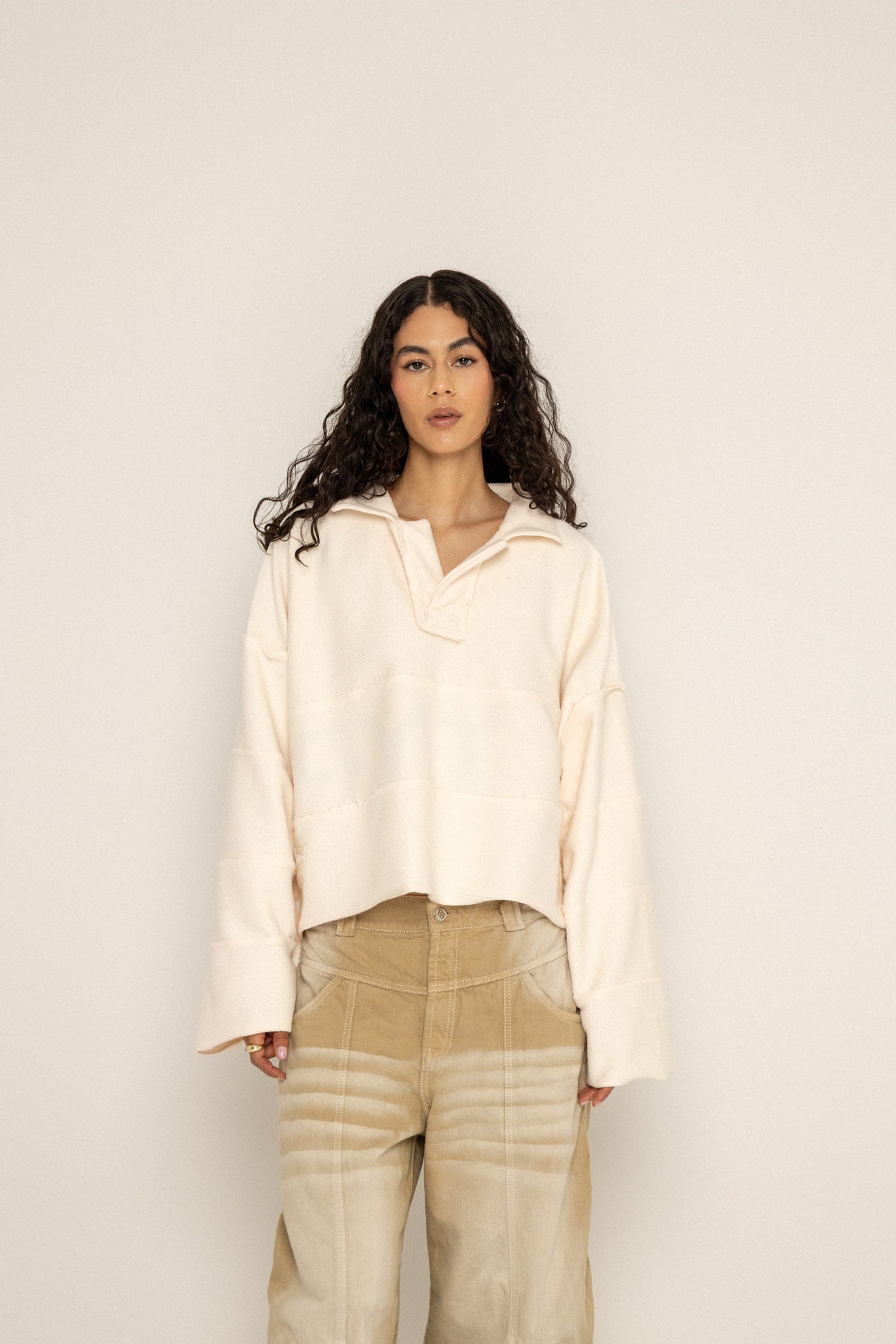 LA TITULAR POLO SWEATSHIRT