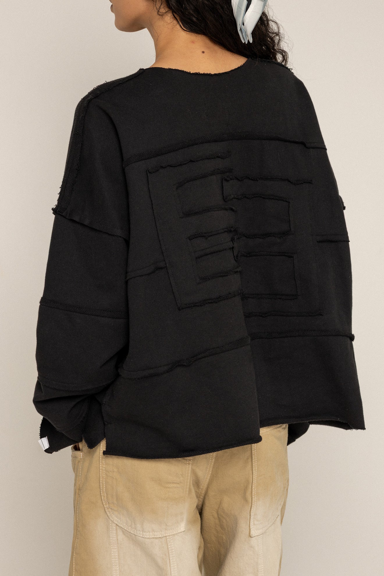 LA CUADRA CREWNECK