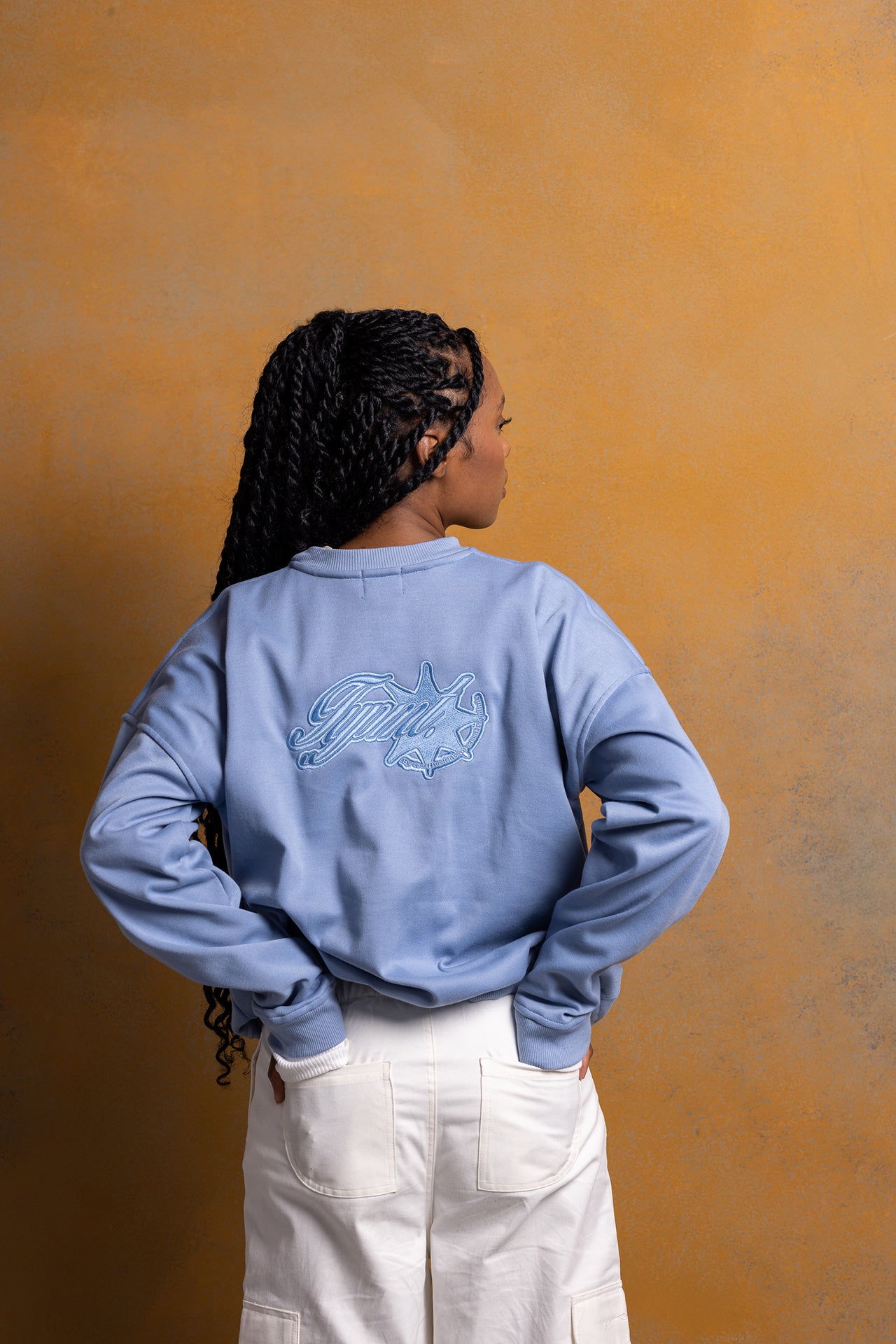 RIVER CREWNECK
