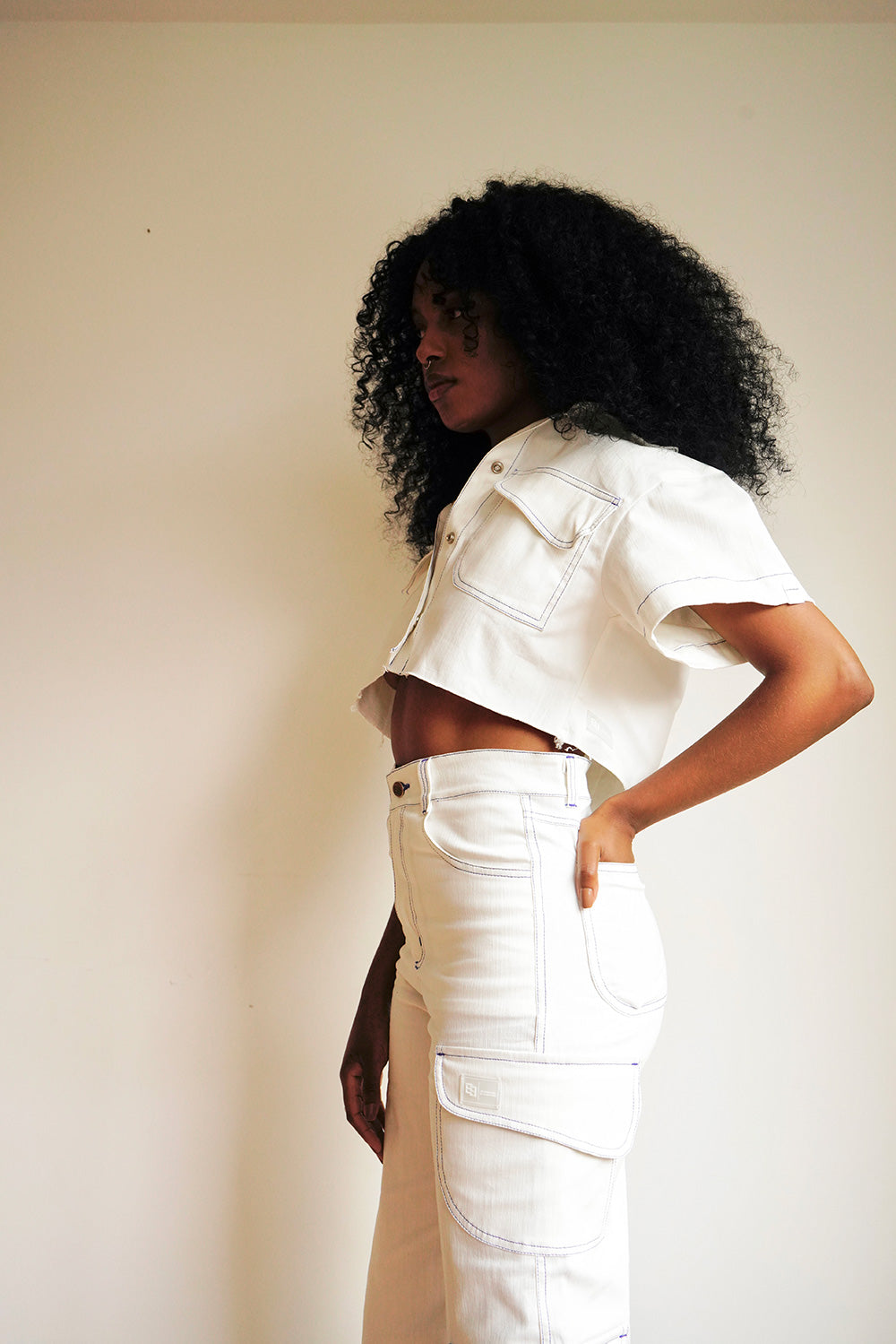 TOO GOOD CROPPED SHIRT